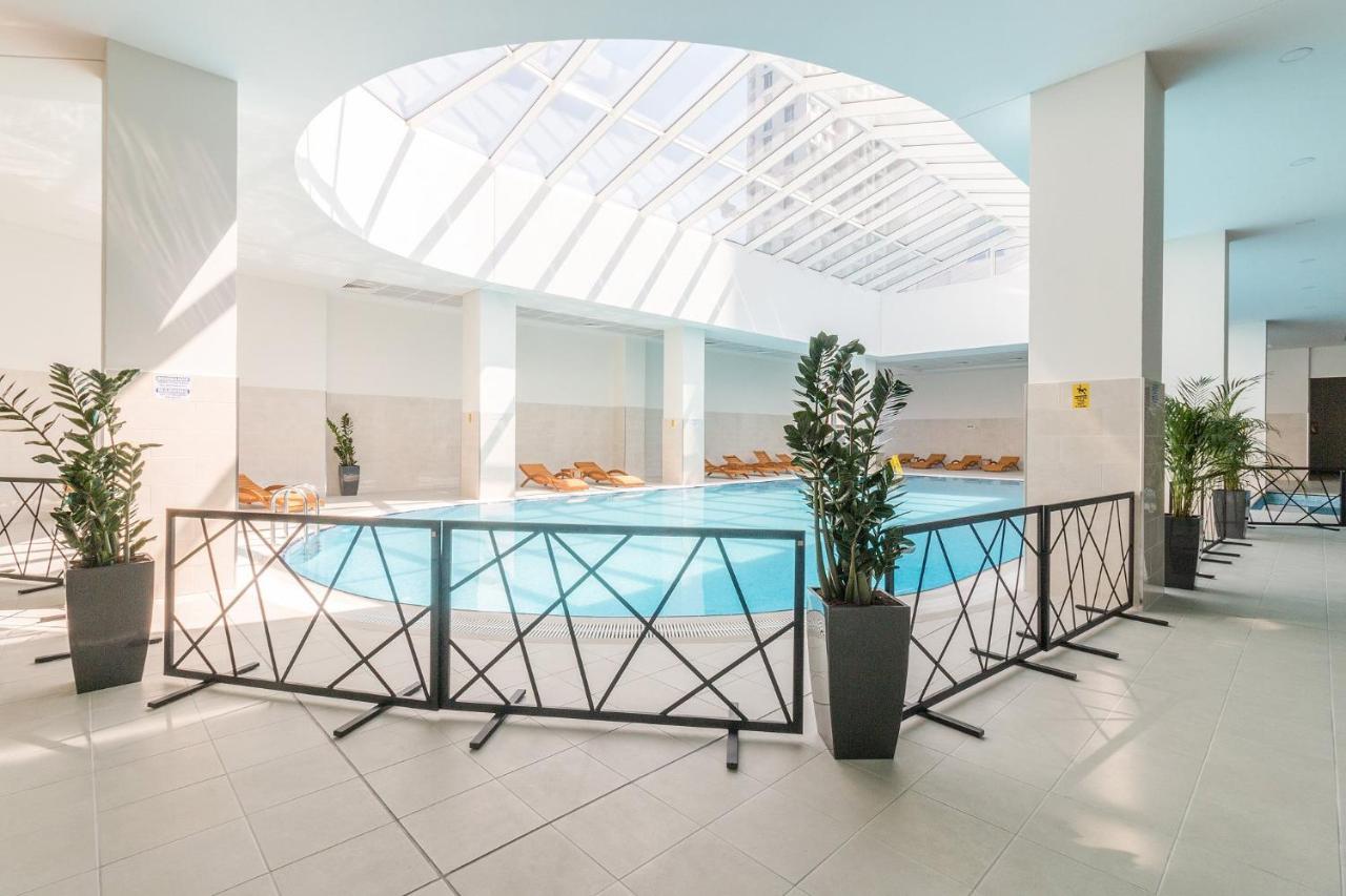Apartamento Cevahir City Life Exclusive Skopie Exterior foto