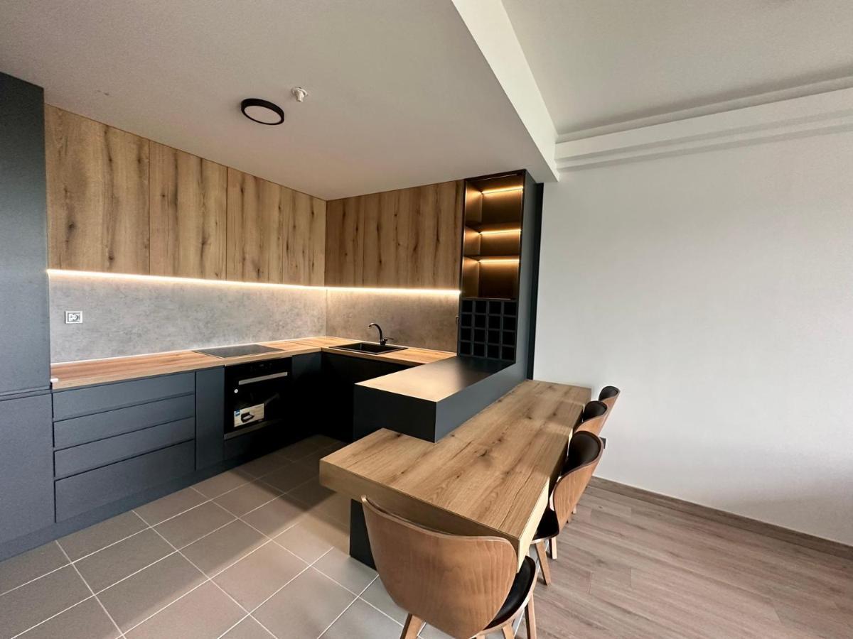 Apartamento Cevahir City Life Exclusive Skopie Exterior foto