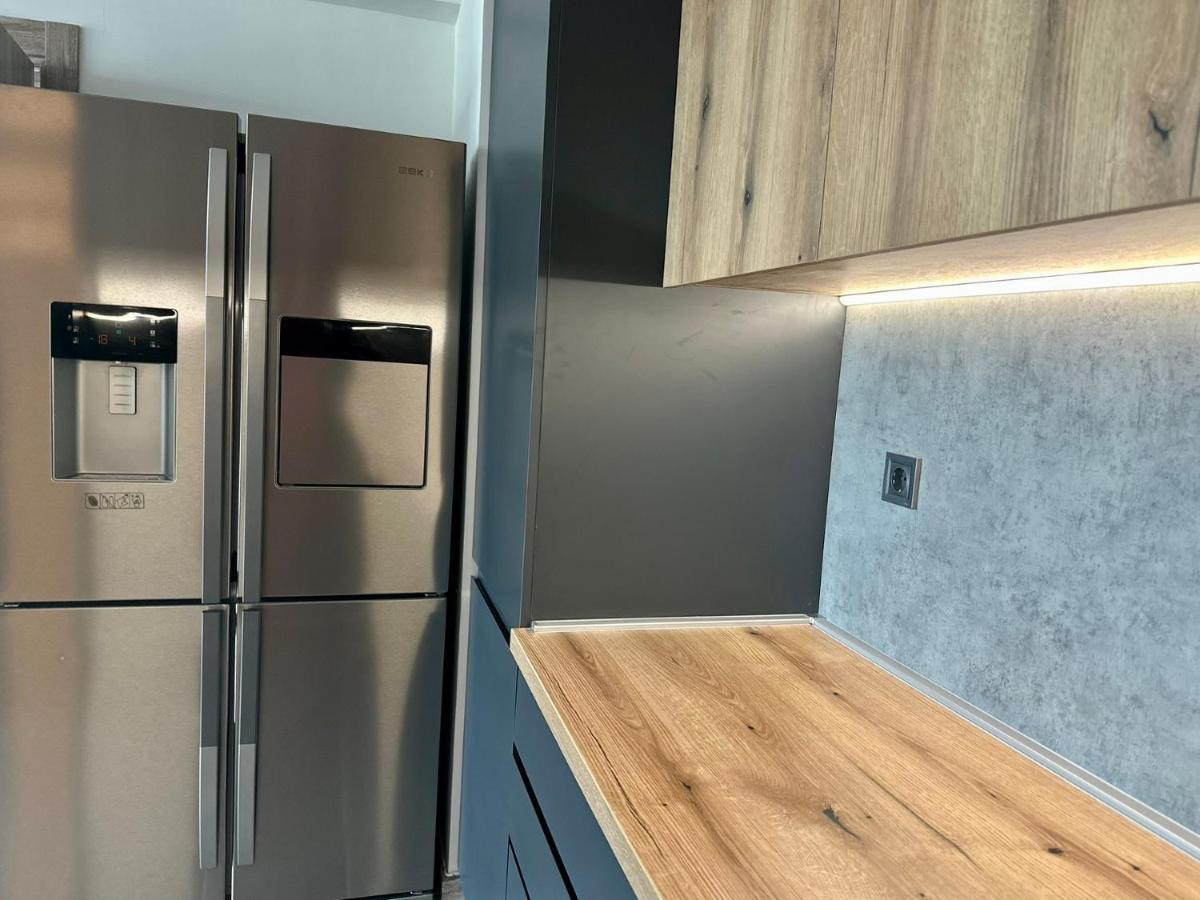 Apartamento Cevahir City Life Exclusive Skopie Exterior foto